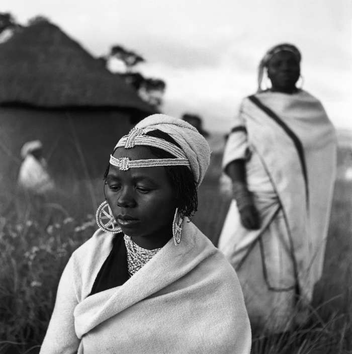 En Afrique by George Rodger.