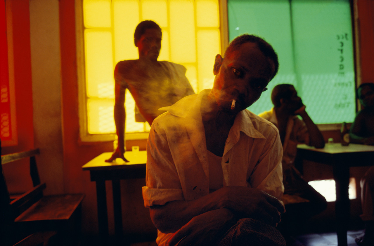 アート・デザイン・音楽 Alex Webb: Hot Life / Half-Made Worlds Hot Light/Half-Made Worlds: Photographs from the Tropics