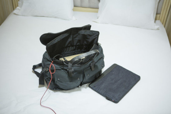 Magnum Black 15.6Inch artifical leather laptop bag