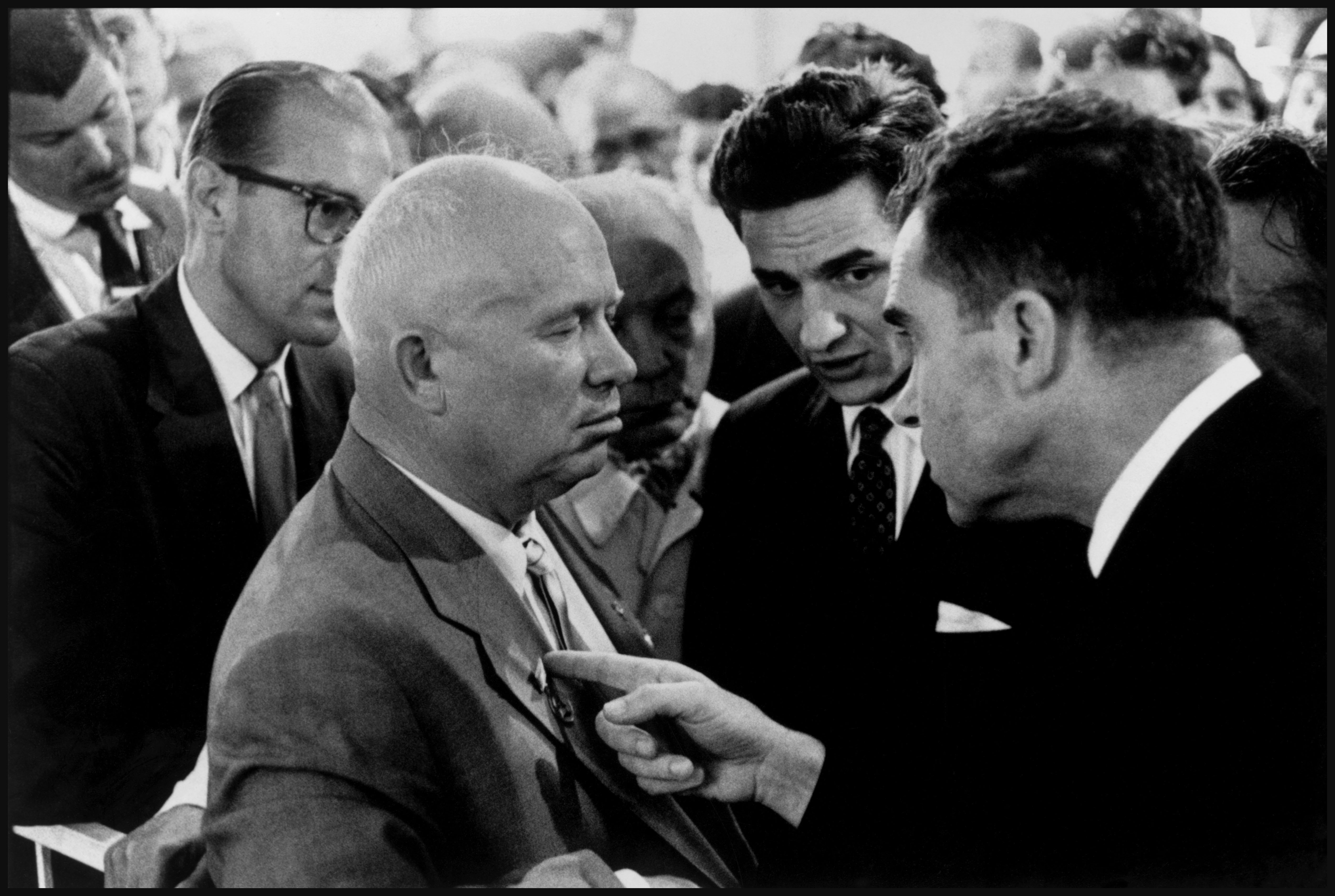 Behind The Image The Kitchen Debate Elliott Erwitt Magnum Photos