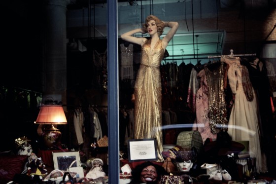 The Pleasures and Denials of Window-shopping