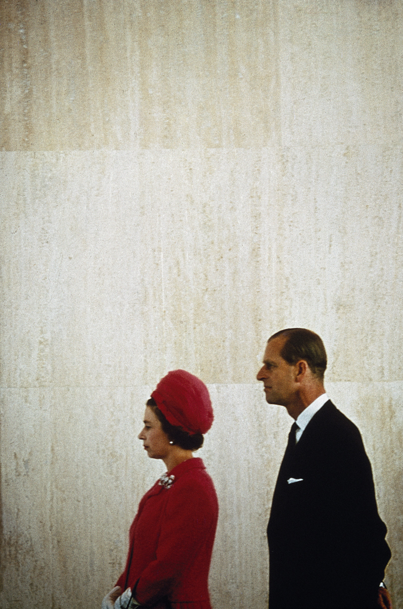 Queen Elizabeth through Magnum's lens