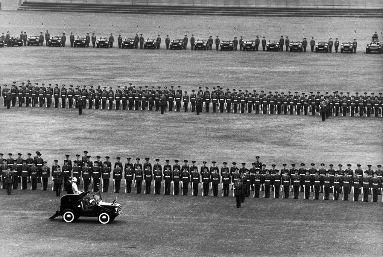 Queen Elizabeth through Magnum's lens